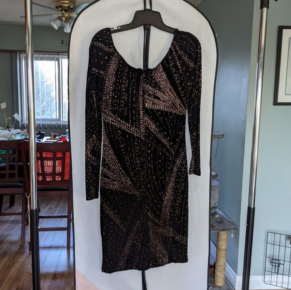 Le Chateau Black Glitter Dress - Picture 2 of 4